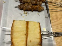 -三个大叔烤羊肉串·歌手驻唱·碳烤鲜肉(西三旗店)