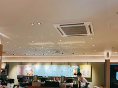 -星巴克臻选(上海中环广场2F店)