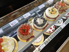 -花花卷卷·鲜食蛋糕(静安久光百货店)