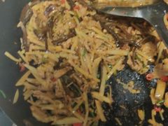 -临江餐馆二楼美食部落