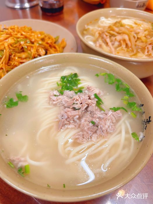 亮亮面馆(经六路店)图片