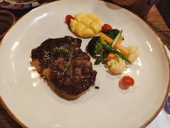 -SISTERS BAR RESTAURANT川意酒馆(嘉善老市H楼店)