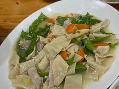 尖椒干豆腐-24 新村雪浓汤(长白山烤肉店)