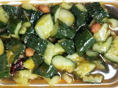 拍黄瓜-回·龙虾铺·盆盆蟹·烧烤大排档(回龙观店)