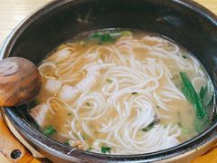 -勺子米线·云南传统小吃市集(四方街店)