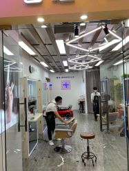 -手艺铺子·专注男士理发