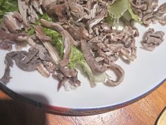 -一群羊手扒肉·火锅·早茶(远东公寓店)