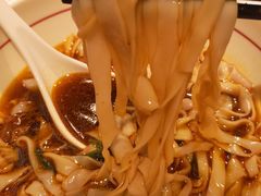 招牌红烧牛肉米粉-呷佬·长沙手工米粉(金沙江路店)