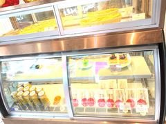 面包甜点陈列柜-妙井の茶(罗湖地王店)