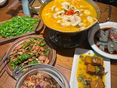 -隔壁老王·家常云南菜(花巷店)