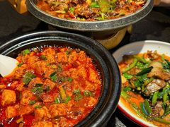 -万重锦·人文川菜馆(骡马市店)