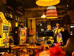 -城墙外BAR