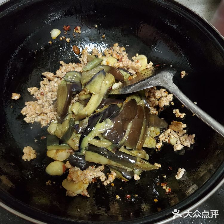好吃又简单的家常自制鱼香茄子