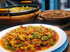 -有红鸡毛店·川菜(建设路店)