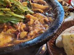 麻辣石锅鱼-都江堰石锅鱼