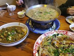 -闯关东东北农家菜(崂山石老人店)