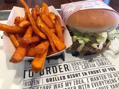 -FATBURGER 特富客汉堡(外交公寓店)