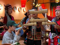 -老滇山寨•云南特色菜•地方菜•民族风情歌舞表演(金碧店)