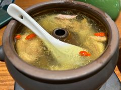 -云海肴·汽锅鸡·云南菜(天山百盛优客店)