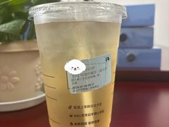 -瑞幸咖啡(江汉路中山大道店)