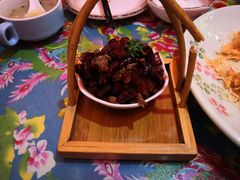 馋嘴霸王兔-蘑菇私房菜小馆(杨家坪西城天街店)