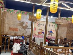 大堂-东北铁锅宴(云龙华府店)