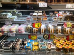 -金色麦甜糕点(面包.蛋糕.华苑店)