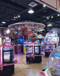-卡通尼乐园(新达汇三林店)