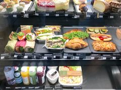 -星巴克(杭州西湖银泰1F店)