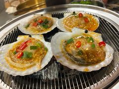 -围炉肉舍•炭烤活鳗•丹东海鲜烤肉(步行街店)