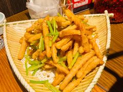 -黄泥岗·地道湖北菜(奥特莱斯店)
