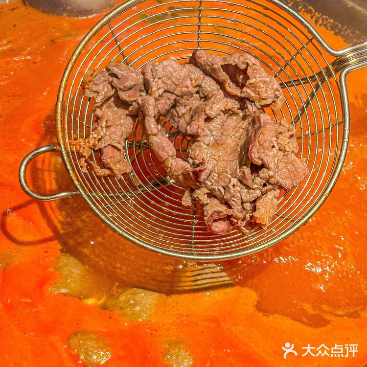在上下九！打卡正宗酸汤火锅🍲