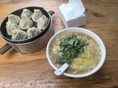 -罗卜李包子羊肉汤