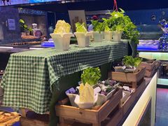 -曼格活海鲜·牛排自助(光明蓝鲸店)