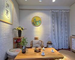 -闺蜜瑜伽·普拉提女性塑形馆