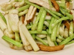 西芹炒香干-风味小吃(浦东南路2368)
