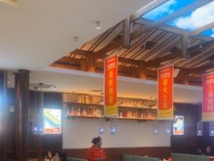 -阿瓦山寨·湘菜现炒·剁椒鱼头王(咸阳总店)