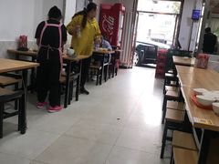 大堂-东财大盘鸡(黑石礁店)