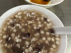 -芳婆糕团店(王府大街店)