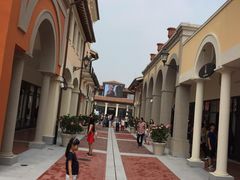 -佛罗伦萨小镇广佛名品奥特莱斯(疏港路店)