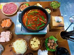 -黔有有贵州酸汤夺夺粉火锅(五味十字店)