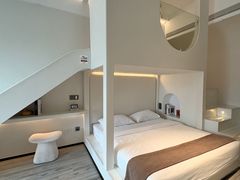 -芷迹江景酒店(五一广场汇景城店)