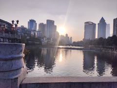 -包整·丝娃娃(一览甲秀楼风景店)