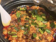 -万重锦·人文川菜馆(骡马市店)