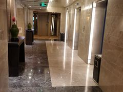 -南京双门楼宾馆(盐仓桥地铁站阅江楼店)