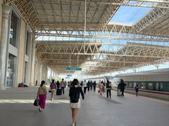 -伊宁站