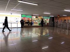 -全家便利店(莲花池东路店)