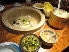 -滇香肴·云南菜蒸汽石锅鱼(云南北路店)