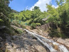 -南昆山川龙瀑布
