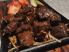 铁锄牛肉-穹六人间 people 6(岳阳路店)